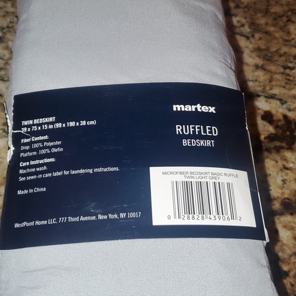 0302 Martex Microfiber Ruffled Twin Bedskirt - Picture 4 of 4